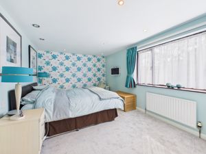 Master bedroom- click for photo gallery